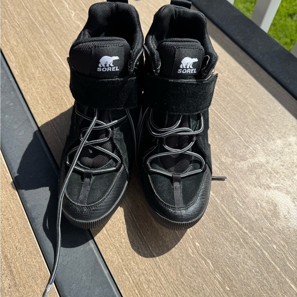 Women’s Out and About Sorel sneakers - Picture 5 of 8